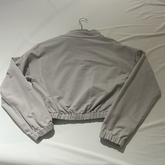 ILUS label Cropped Half-zip - Picture 4 of 4